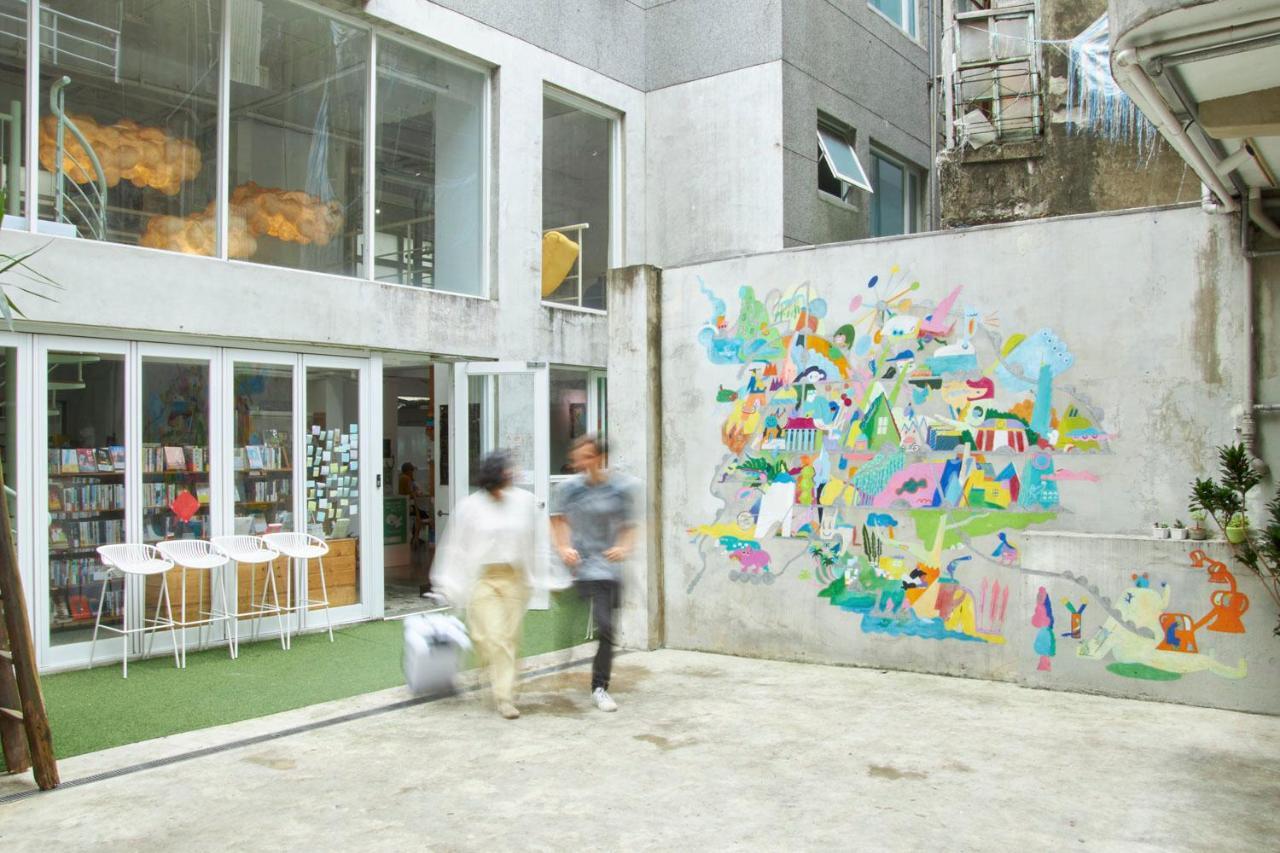 Owlstay Flip Flop Hostel - Garden Taipéi Exterior foto